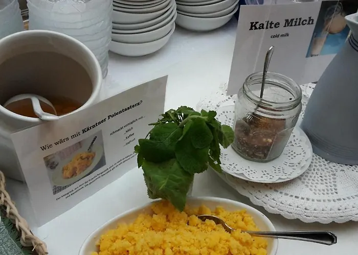 Konukevi Gaestehaus Post Aigner